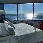 Atlantic Palace On The Boardwalk King Oceanfront Studio